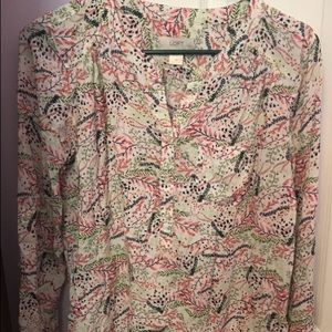 Patterned V-neck blouse